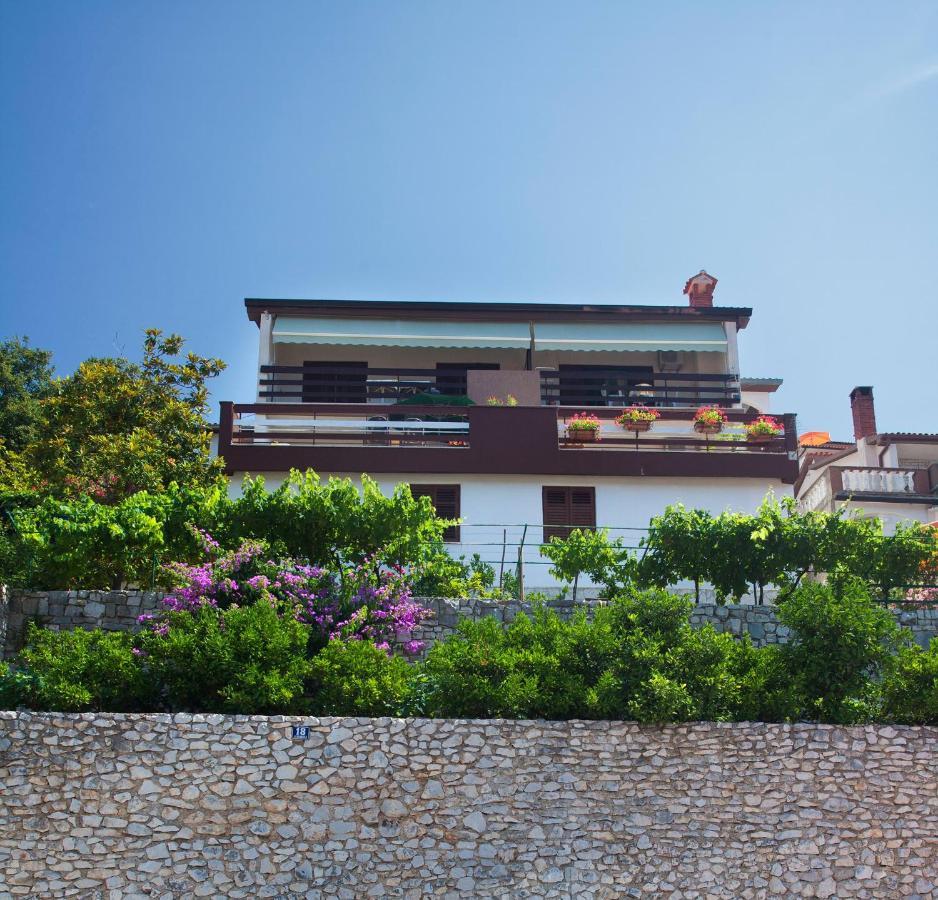 Apartments Lina 2023 ラバック エクステリア 写真